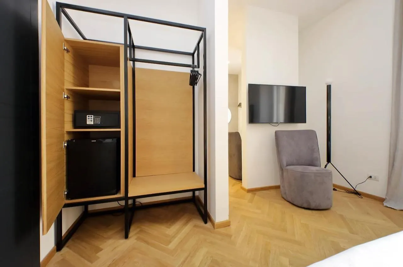 Youroom Abruzzi Рим